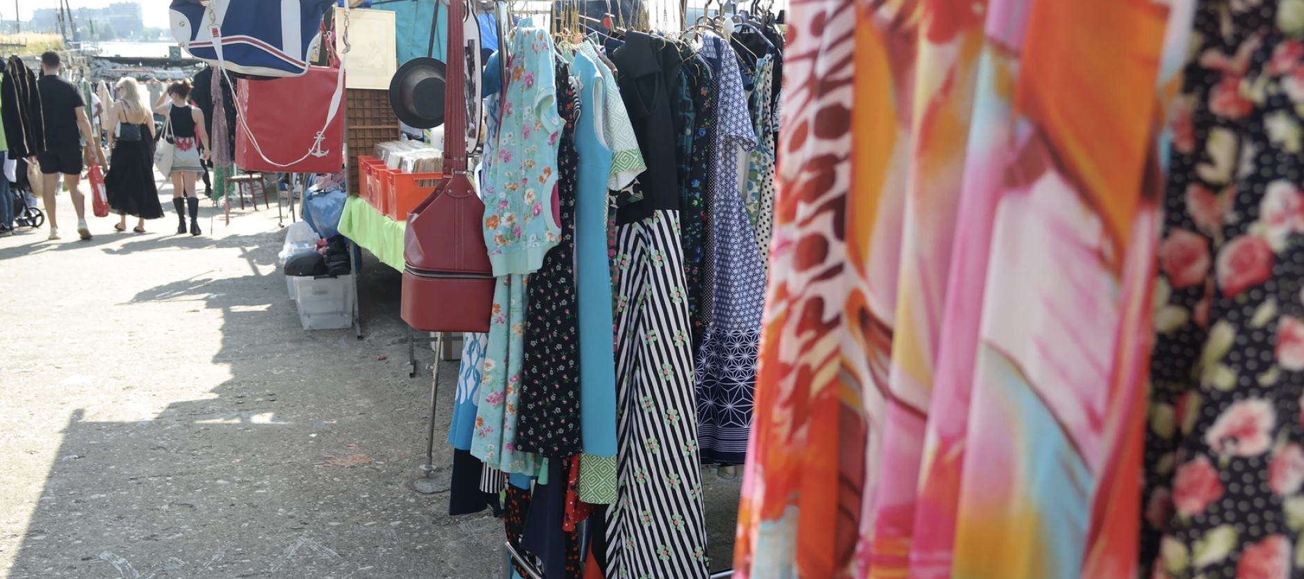 Foto van kleding op De Kaai Markt