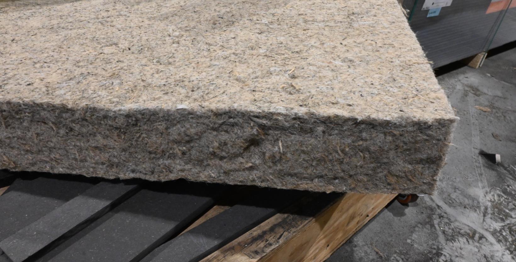 plaat isolatiemateriaal van bermgras